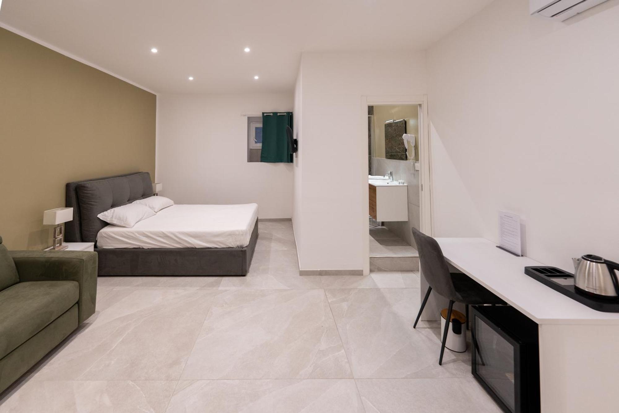 Suites Gaudioso Napoli Center Buitenkant foto