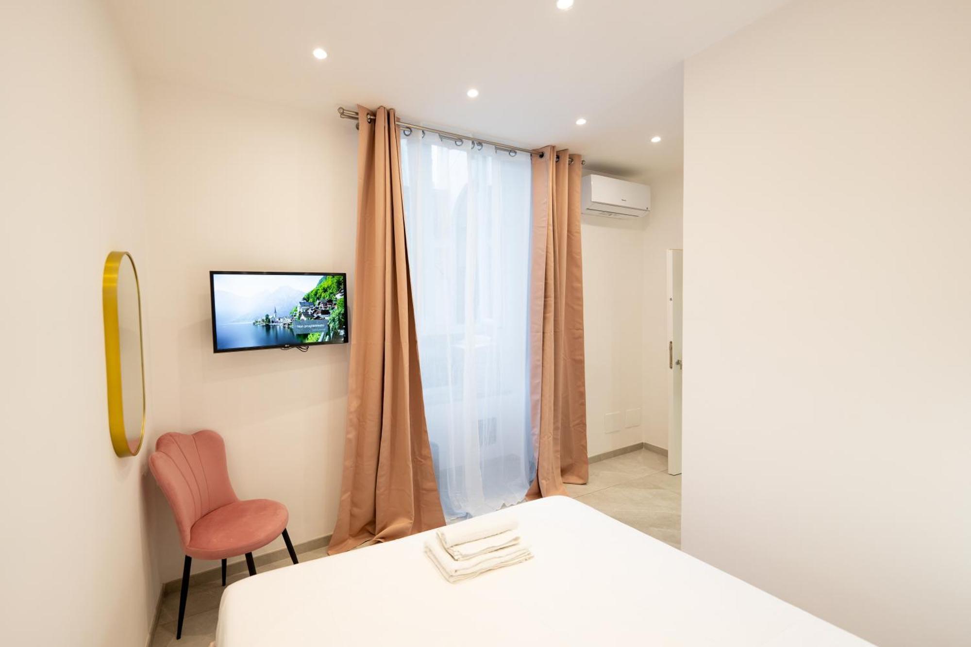 Suites Gaudioso Napoli Center Buitenkant foto