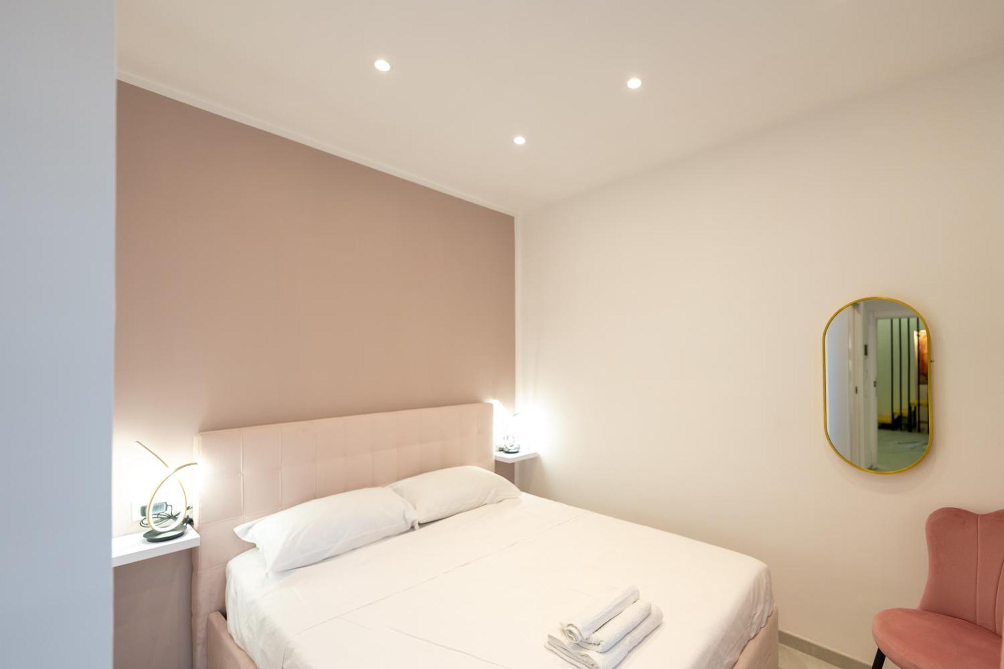 Suites Gaudioso Napoli Center Buitenkant foto